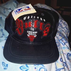 Vintage leather Chicago bulls strap back